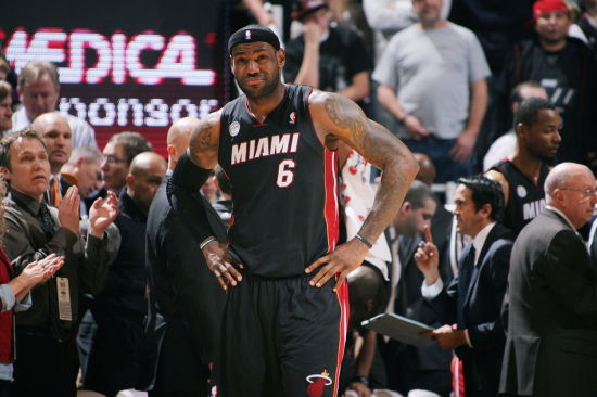 够的想象空 够的想象空